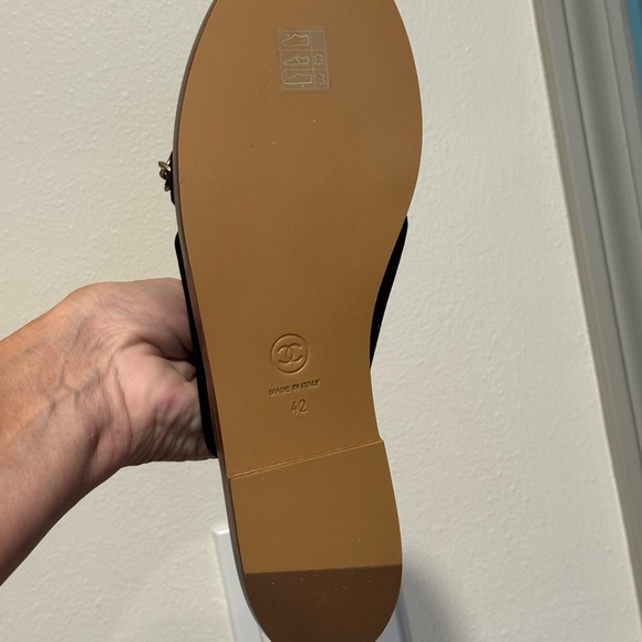 Chanel Chain AUTHENTIC Mule Black Tan Women's Sandals Italy NEW Size 42 US 11 ❤️ - Picture 7 of 15
